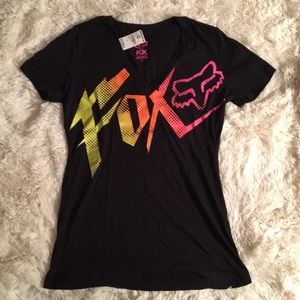 Fox V-neck tee